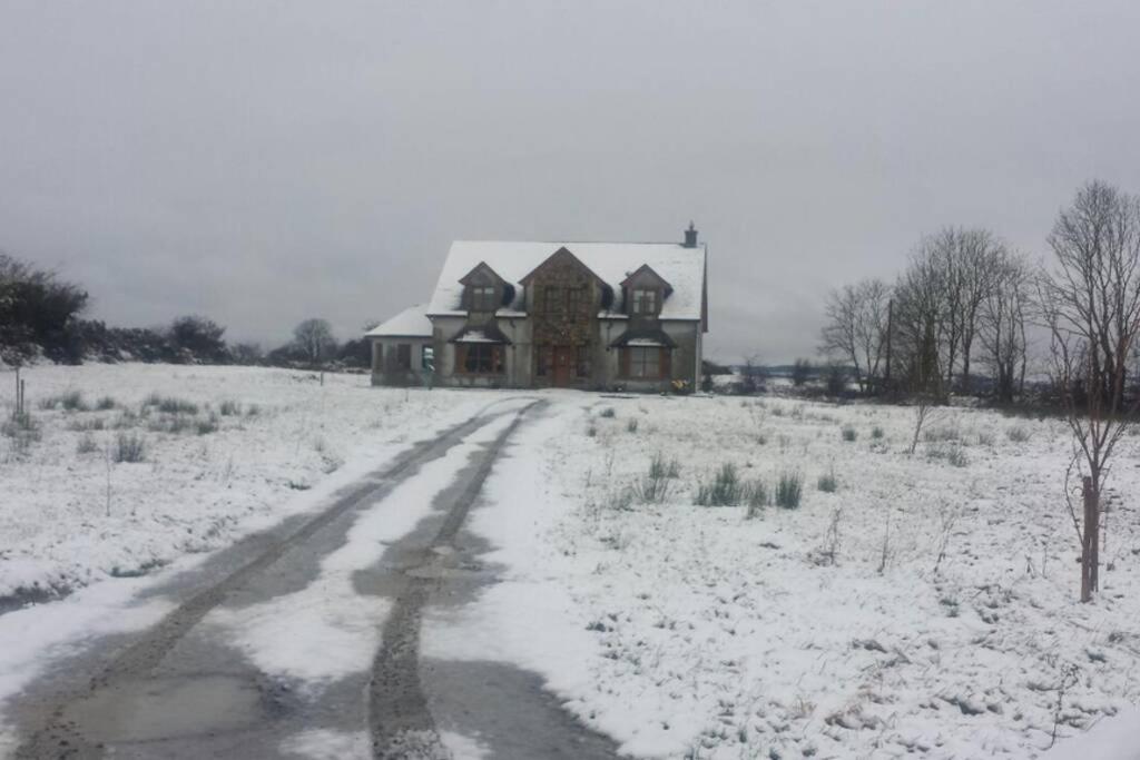 Annies Meadow. Villa Knock  Exterior photo